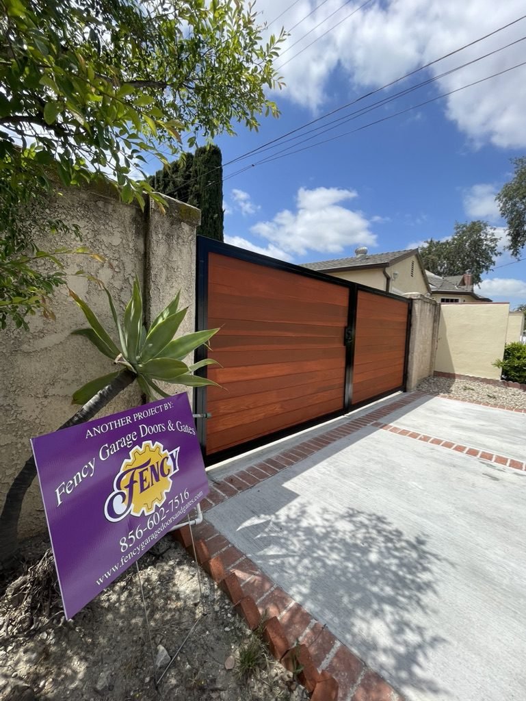 wooden driveway gates installation